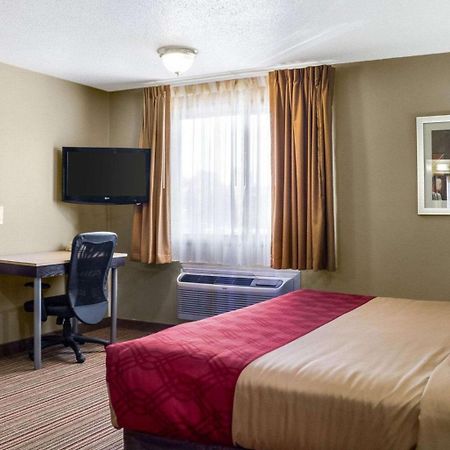Econo Lodge Grand Forks Zewnętrze zdjęcie