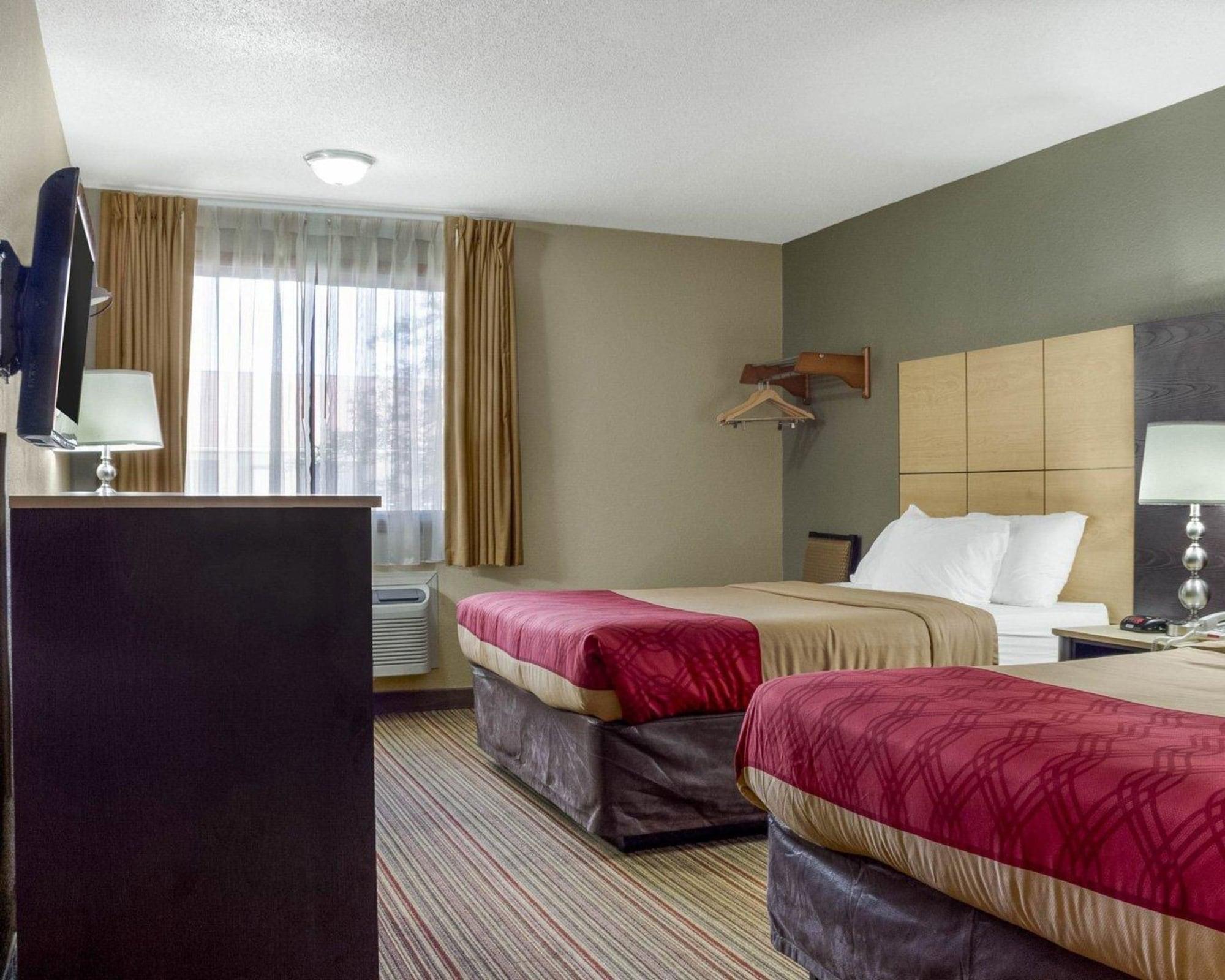 Econo Lodge Grand Forks Zewnętrze zdjęcie