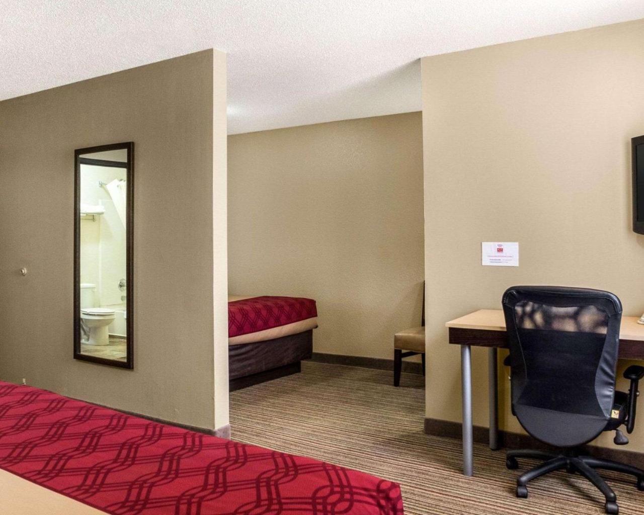 Econo Lodge Grand Forks Zewnętrze zdjęcie