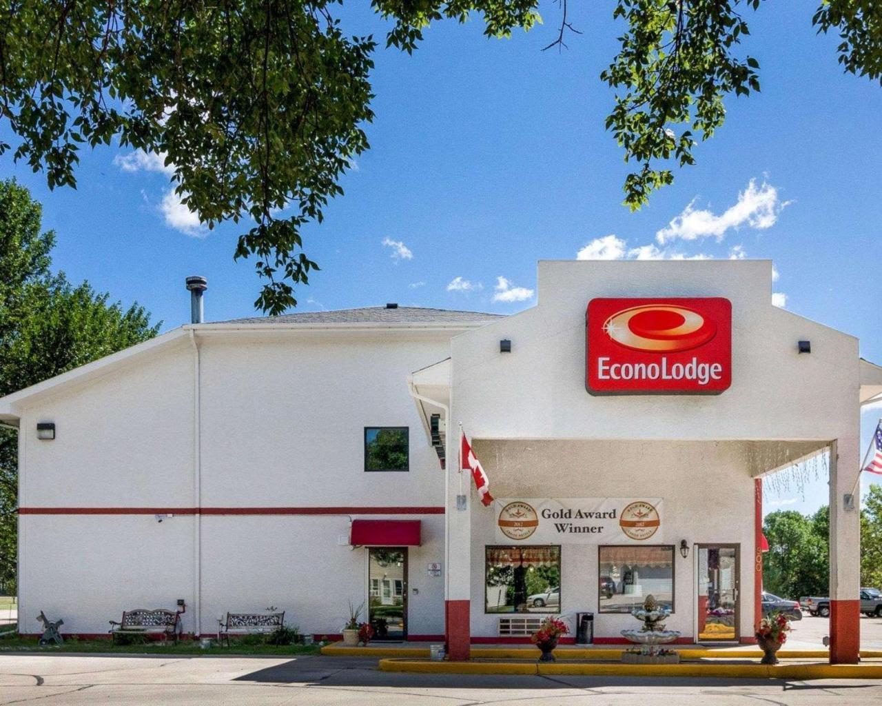 Econo Lodge Grand Forks Zewnętrze zdjęcie